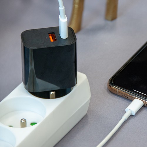 CHARGEUR SECTEUR USB TYPE-C 15W + USB-A - NOIR