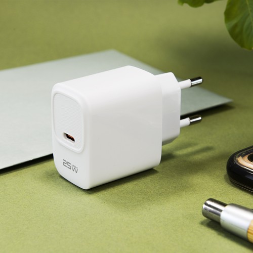 PIKA - CHARGEUR SECTEUR USB TYPE-C 25W - BLANC