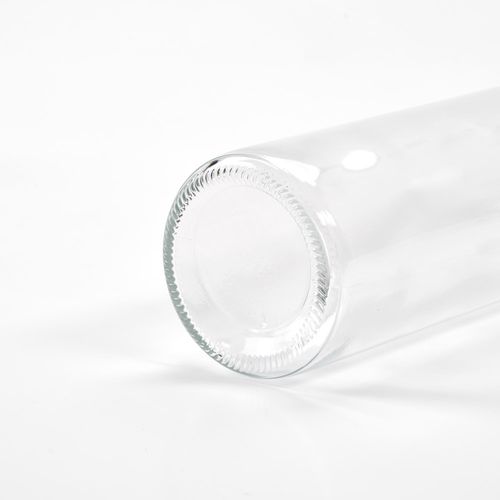 Bouteille Turia 500 en verre 550 ml. Bouchon noir