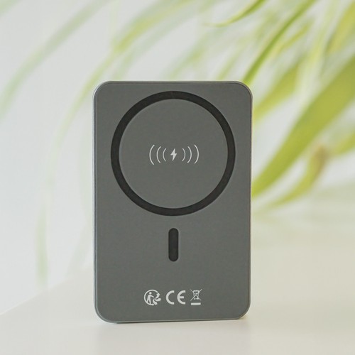 BATTERIE DE SECOURS 5.000 MAH MAGSAFE INDUCTION AFFICHAGE DIGITAL
